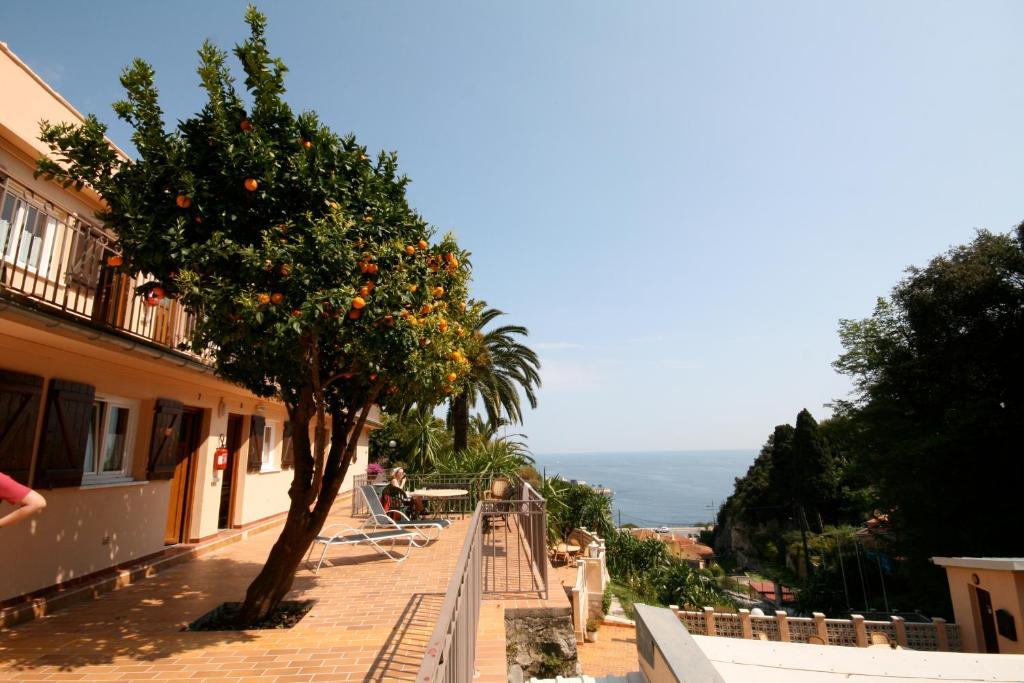 Auberge De L'Europe เอซ ภายนอก รูปภาพ